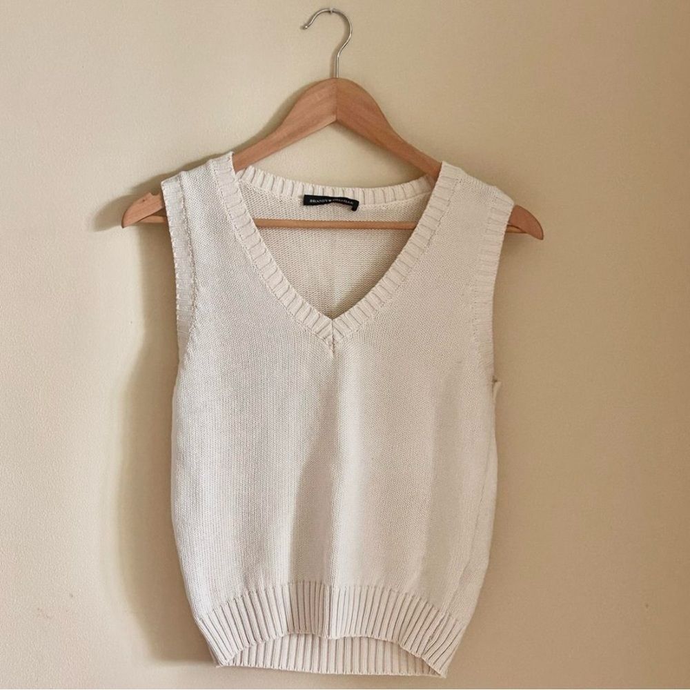 brandy melville off-white cream sweater vest